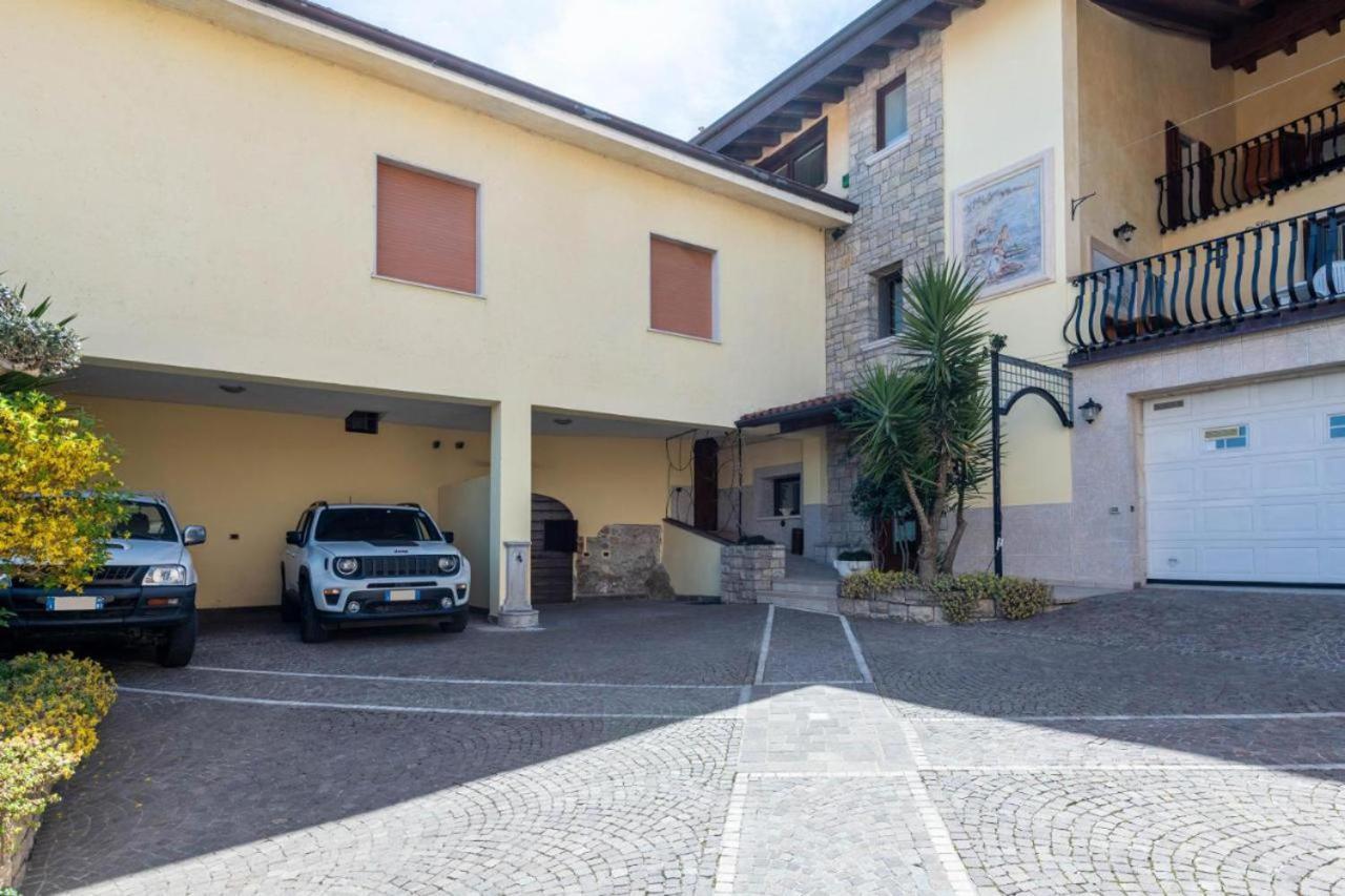Casa Vacanze Baccolo Польпенацце-дель-Гарда Экстерьер фото