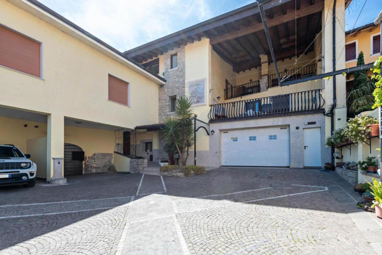 Casa Vacanze Baccolo Польпенацце-дель-Гарда Экстерьер фото