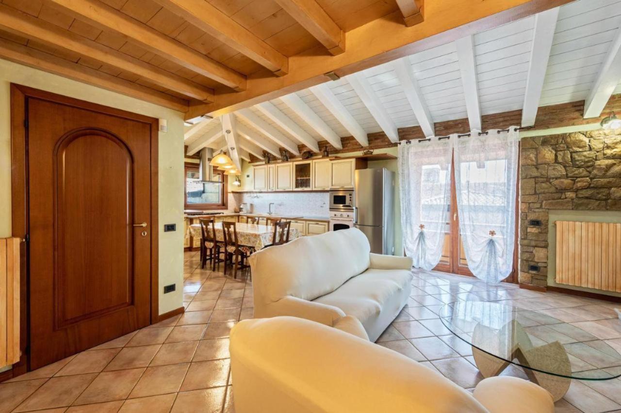Casa Vacanze Baccolo Польпенацце-дель-Гарда Экстерьер фото